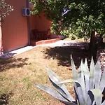 Διαμέρισμα Ana *